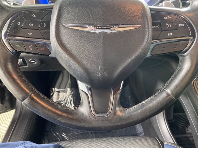 Pre-Owned 2015 Chrysler 200