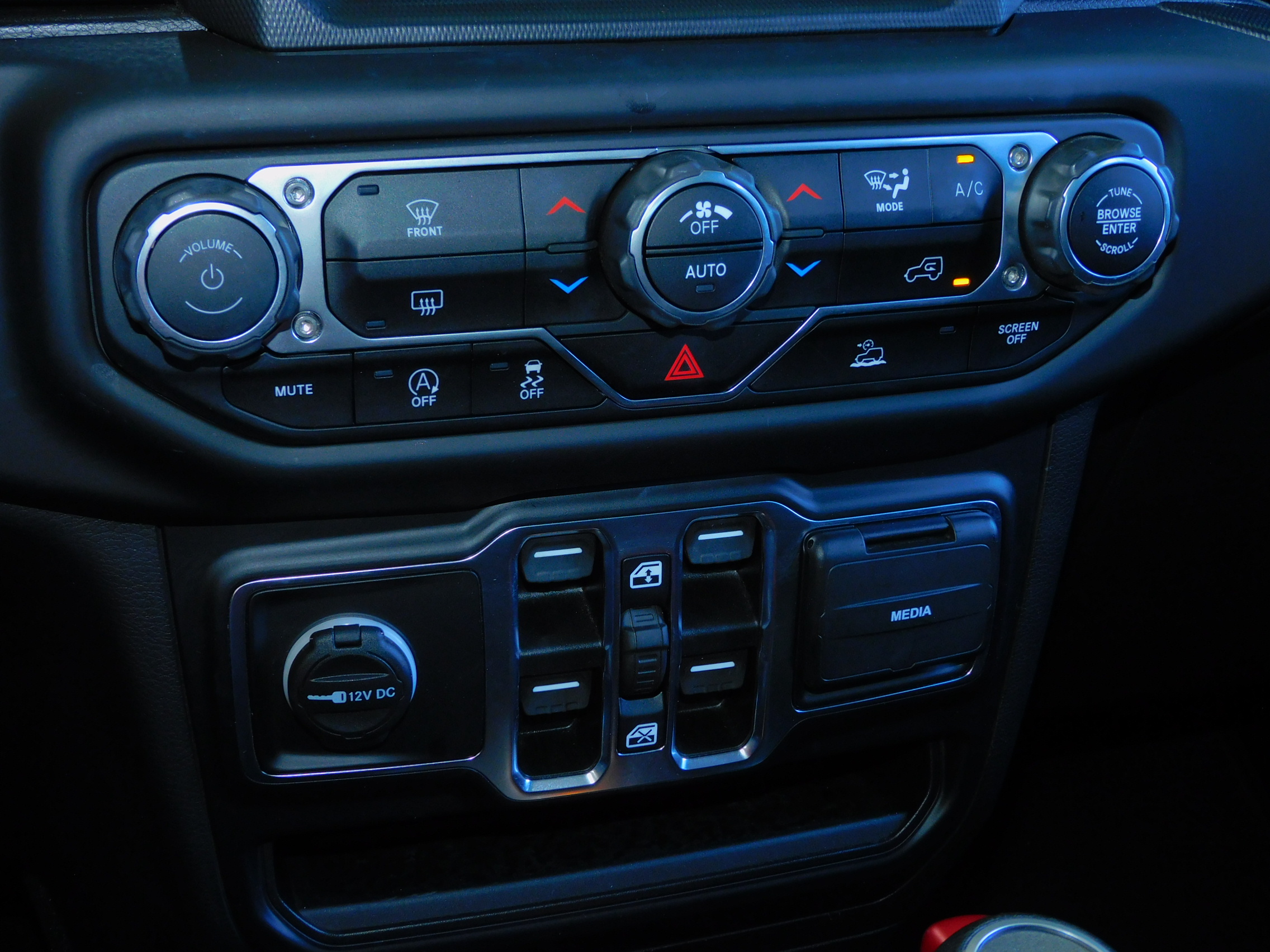 Used 2021 Red Jeep Unlimited Sport Altitude image 3