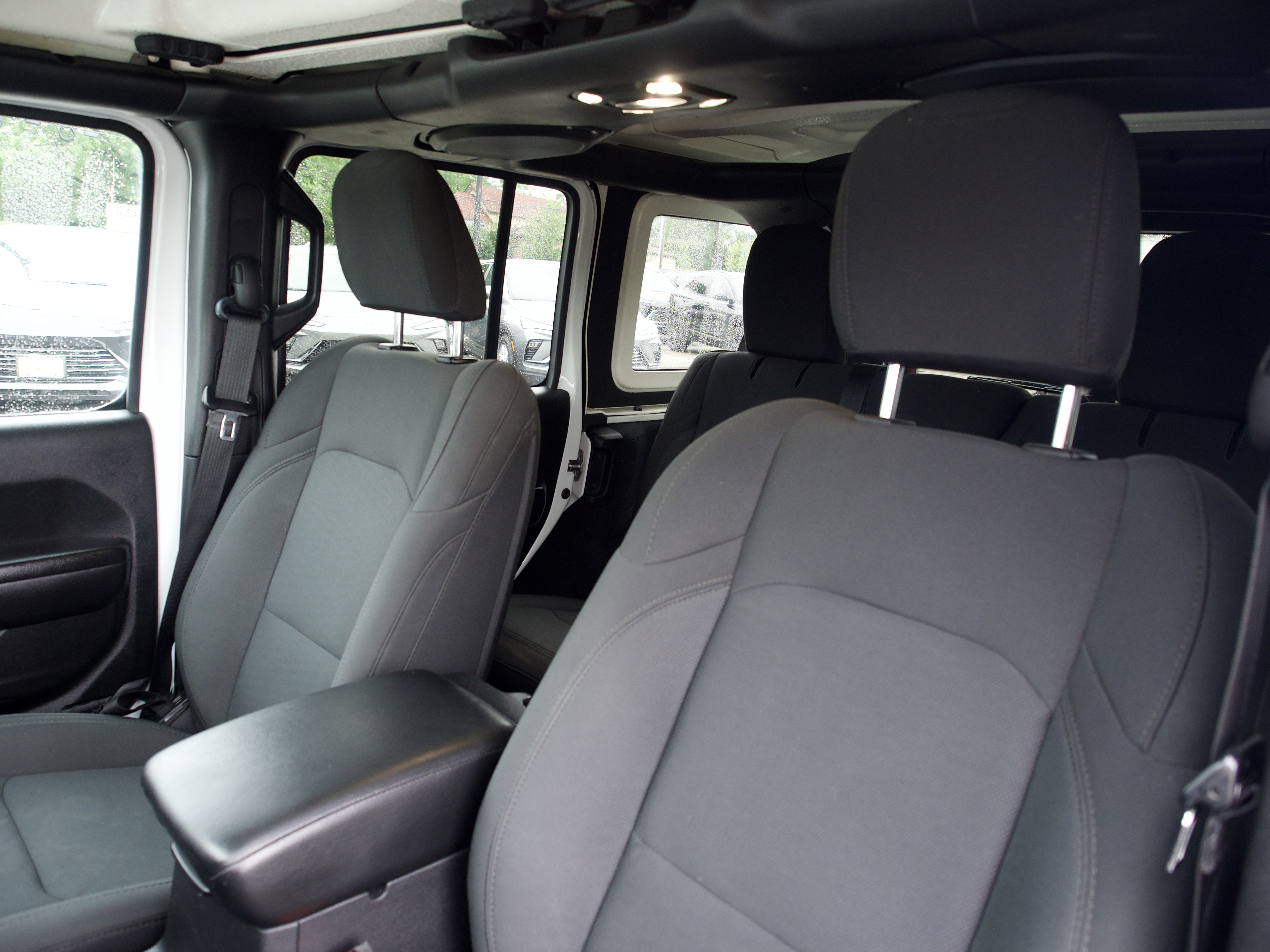 2021 Jeep Wrangler Unlimited Altitude - Photo 17