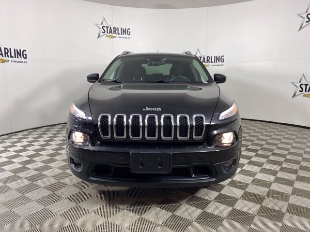 Pre-Owned 2014 Jeep Cherokee