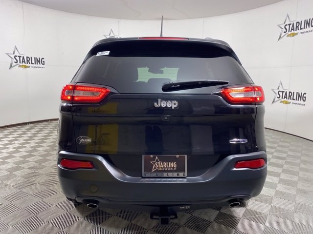 Pre-Owned 2014 Jeep Cherokee