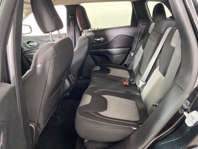 Pre-Owned 2014 Jeep Cherokee