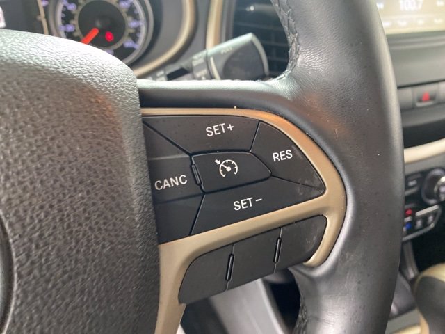 Pre-Owned 2014 Jeep Cherokee