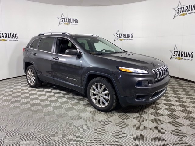 Pre-Owned 2016 Jeep Cherokee