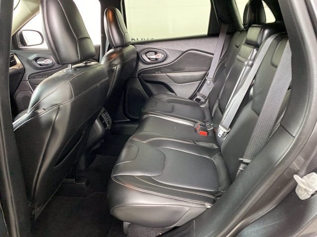 Pre-Owned 2016 Jeep Cherokee