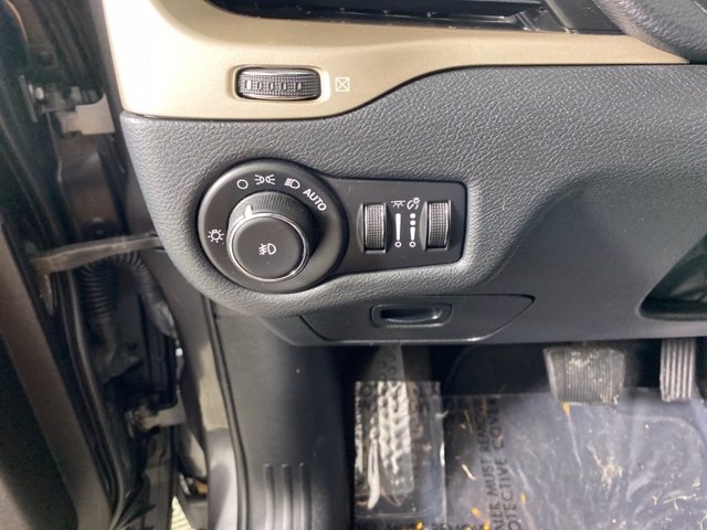 Pre-Owned 2016 Jeep Cherokee