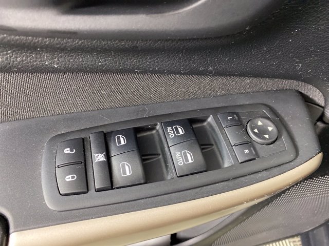 Pre-Owned 2017 Jeep Cherokee