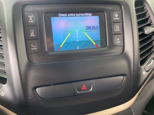Pre-Owned 2017 Jeep Cherokee