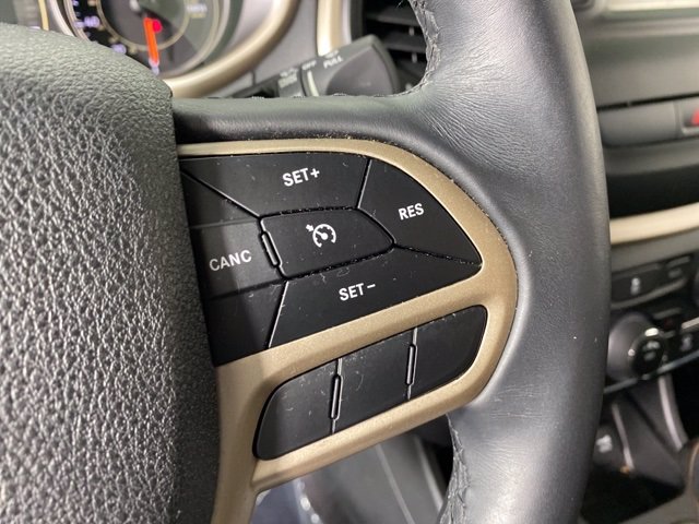 Pre-Owned 2017 Jeep Cherokee