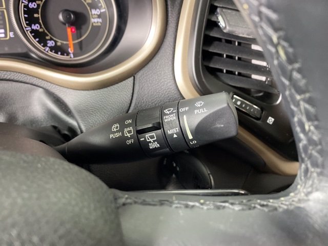 Pre-Owned 2017 Jeep Cherokee