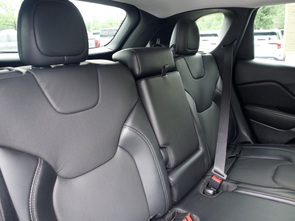2021 Jeep Cherokee Latitude Lux - Photo 31