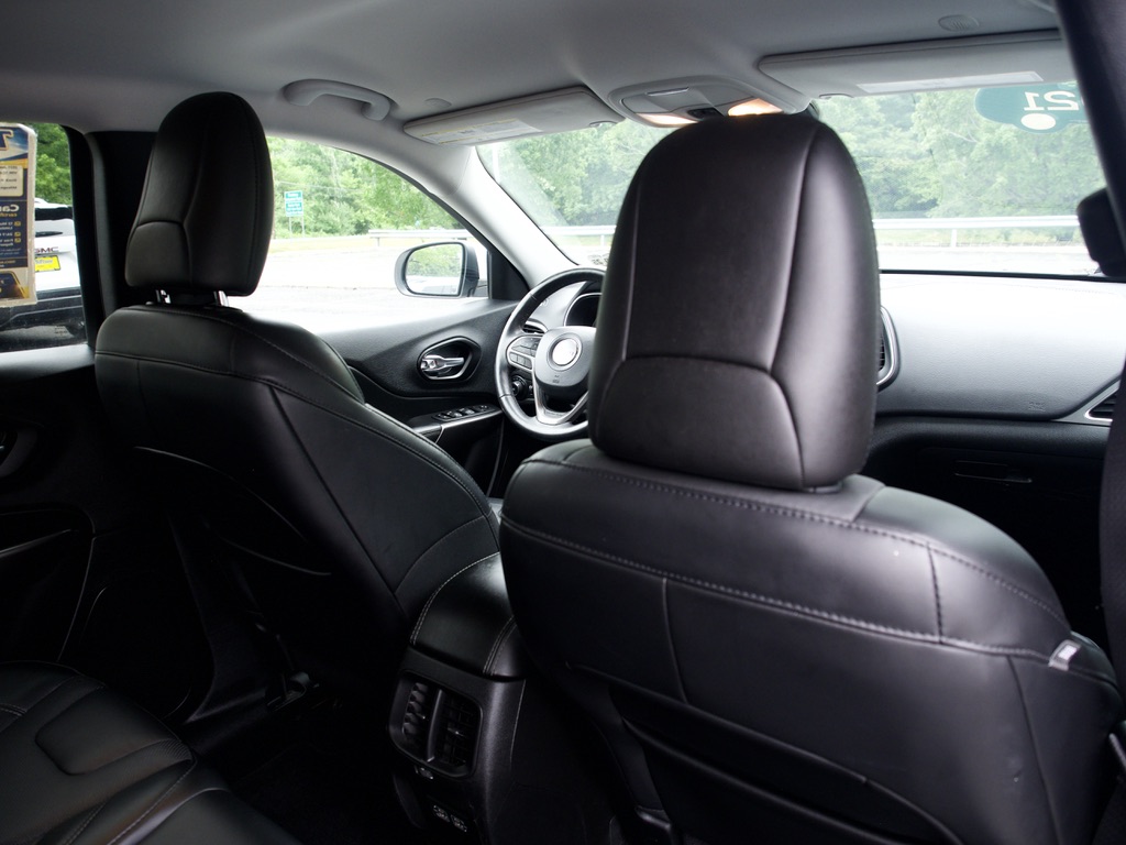 2021 Jeep Cherokee Latitude Lux - Photo 32