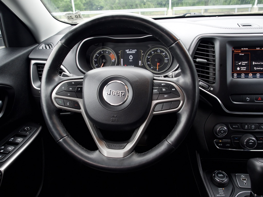 2021 Jeep Cherokee Latitude Lux - Photo 26