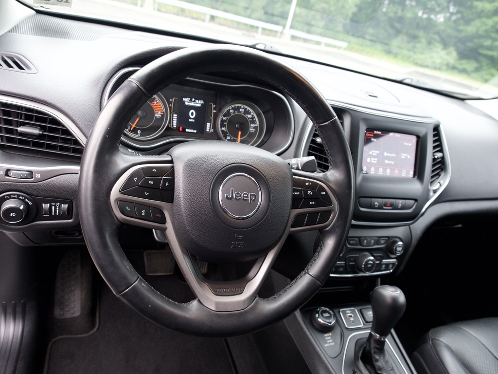 2021 Jeep Cherokee Latitude Lux - Photo 20