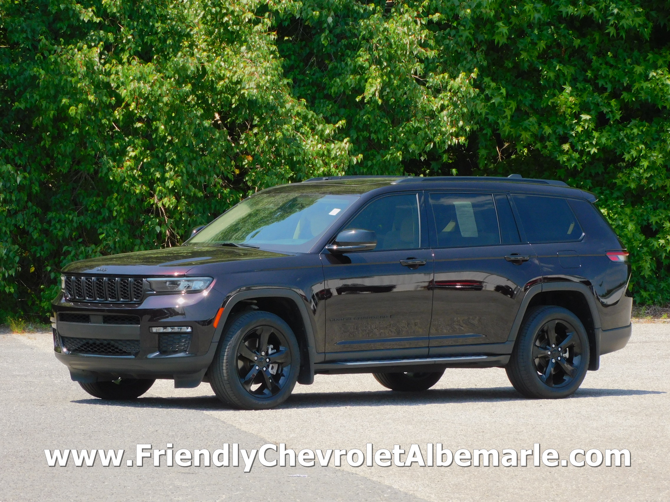 2022 Jeep Grand Cherokee L Limited's photo