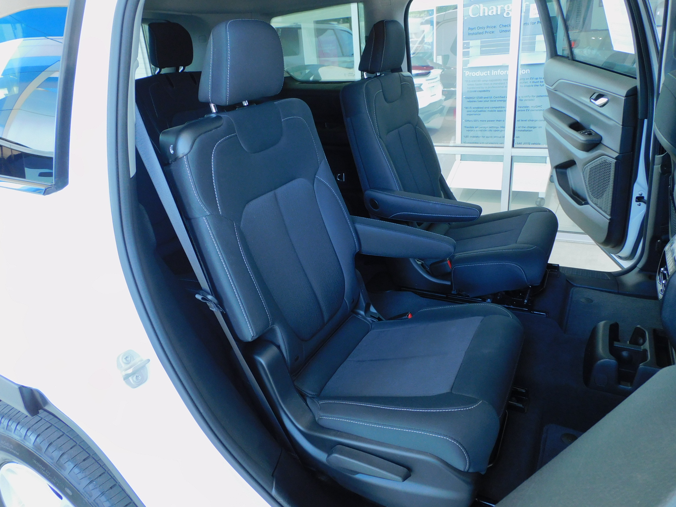 Used 2023 Bright White Clearcoat Jeep Laredo image 21