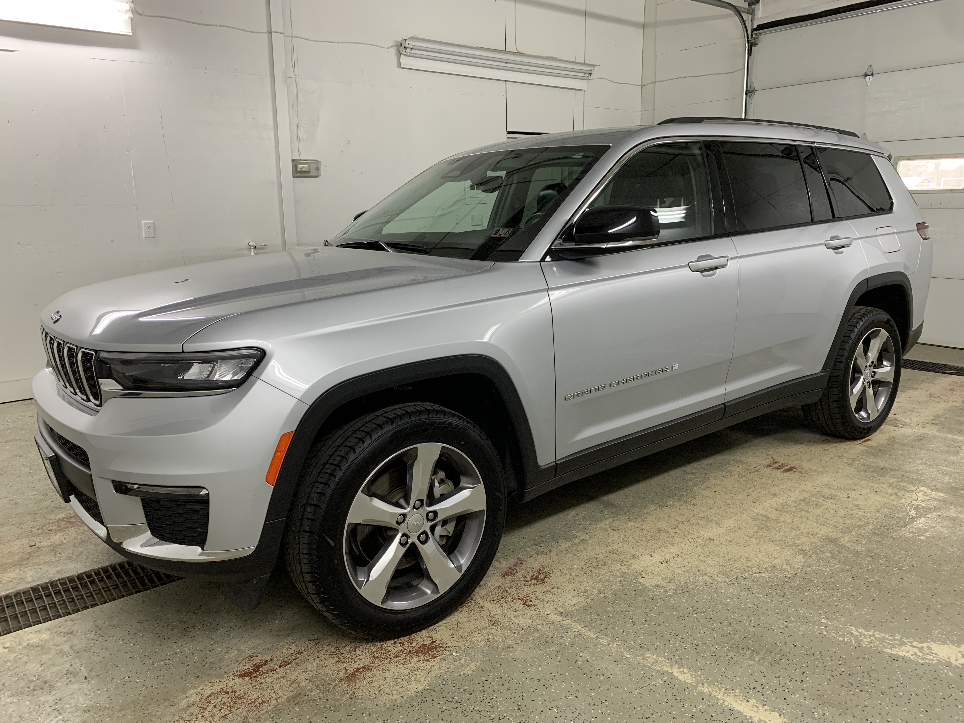 Used 2021 Jeep Grand Cherokee L Limited with VIN 1C4RJKBG7M8171717 for sale in Warren, PA