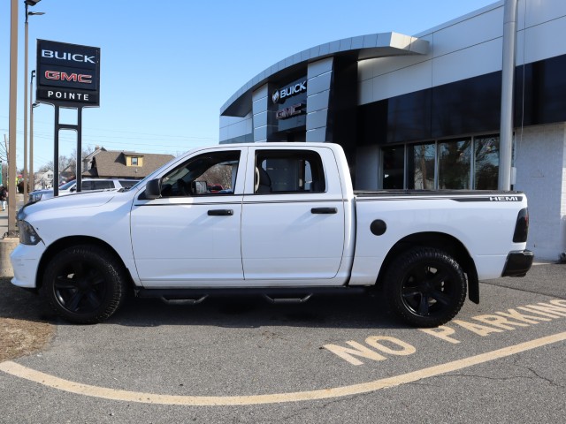 Used 2018 WHITE Ram Express image 2