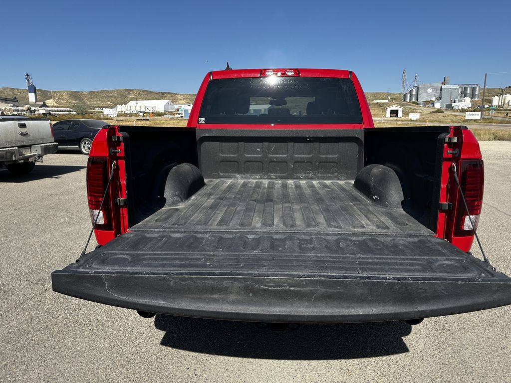 2022 Ram 1500 Classic SLT photo 7