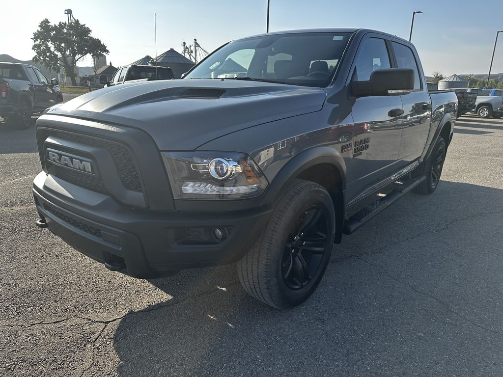 2022 Ram 1500 Classic SLT photo 3