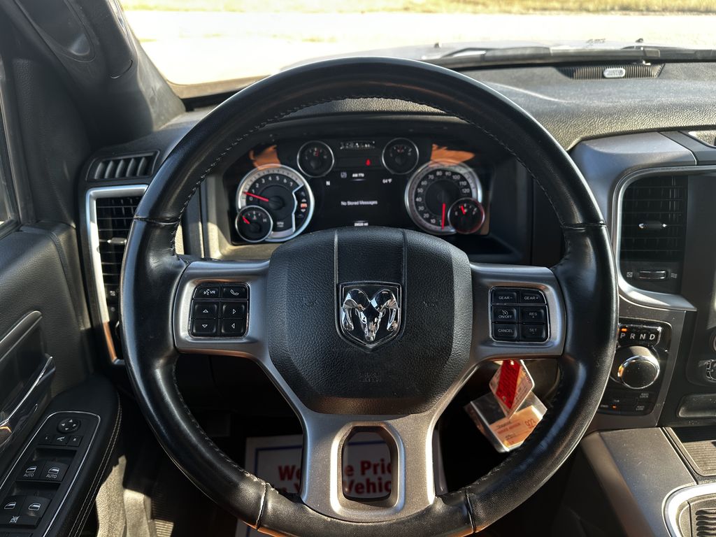 2022 Ram 1500 Classic SLT photo 8