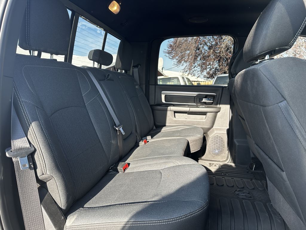 2022 Ram 1500 Classic SLT photo 21
