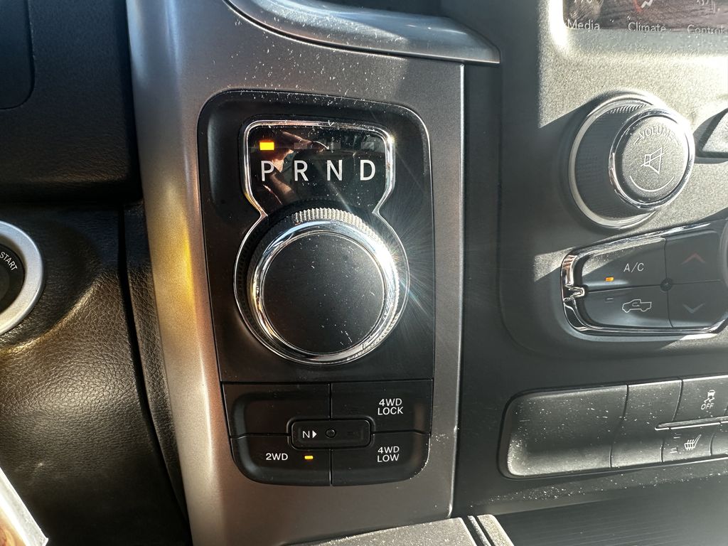 2022 Ram 1500 Classic SLT photo 11