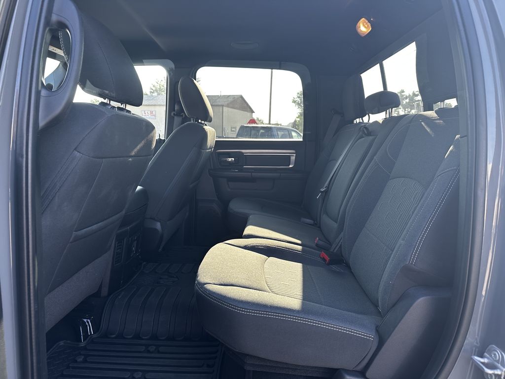 2022 Ram 1500 Classic SLT photo 14