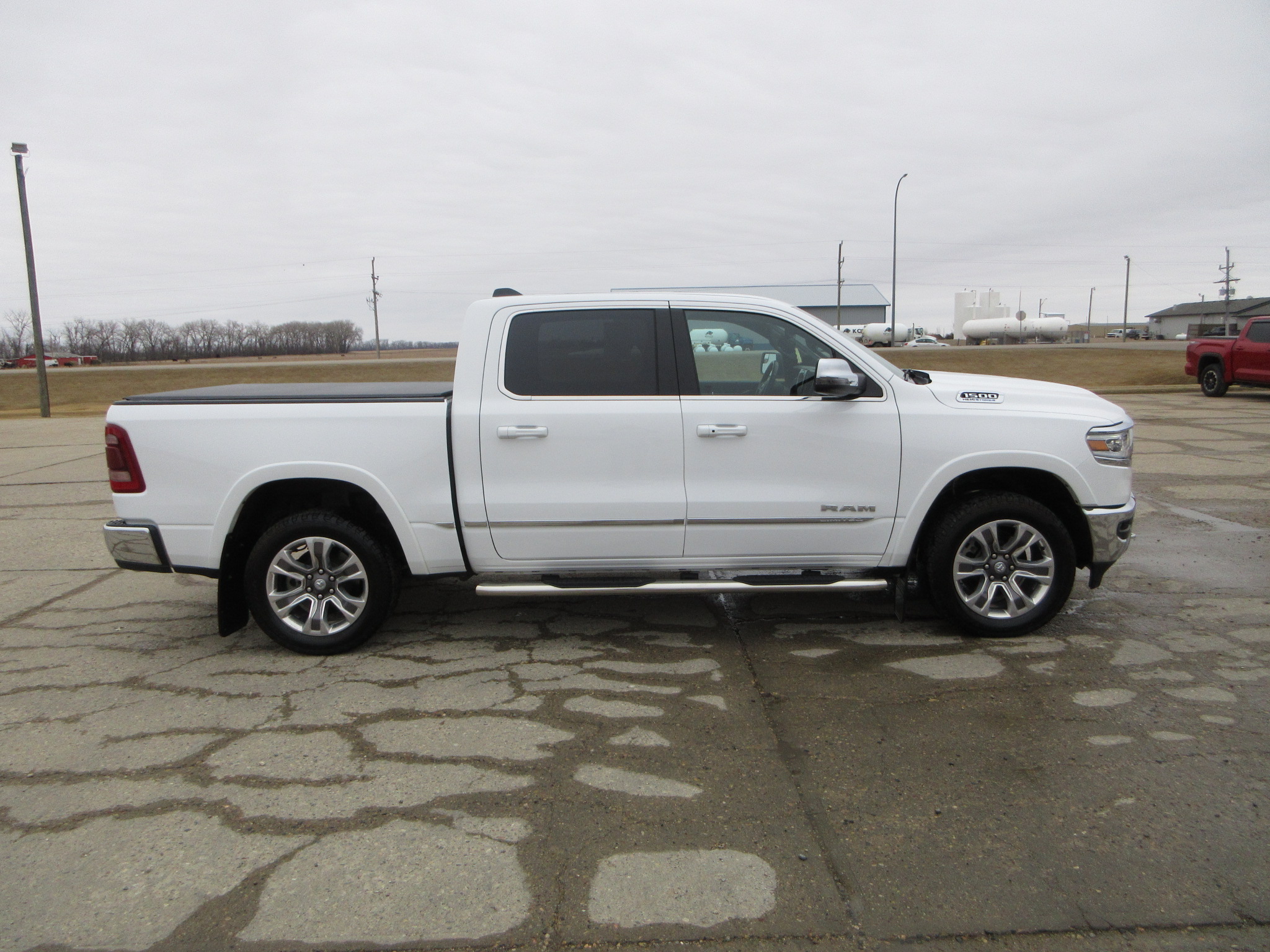 2024 RAM Ram 1500 Pickup Limited - Photo 6