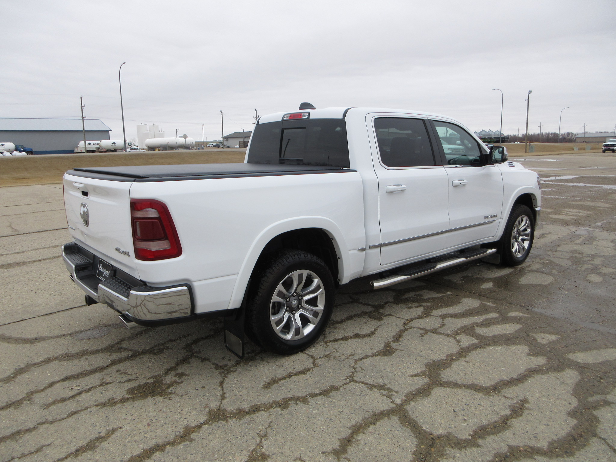 2024 RAM Ram 1500 Pickup Limited - Photo 8