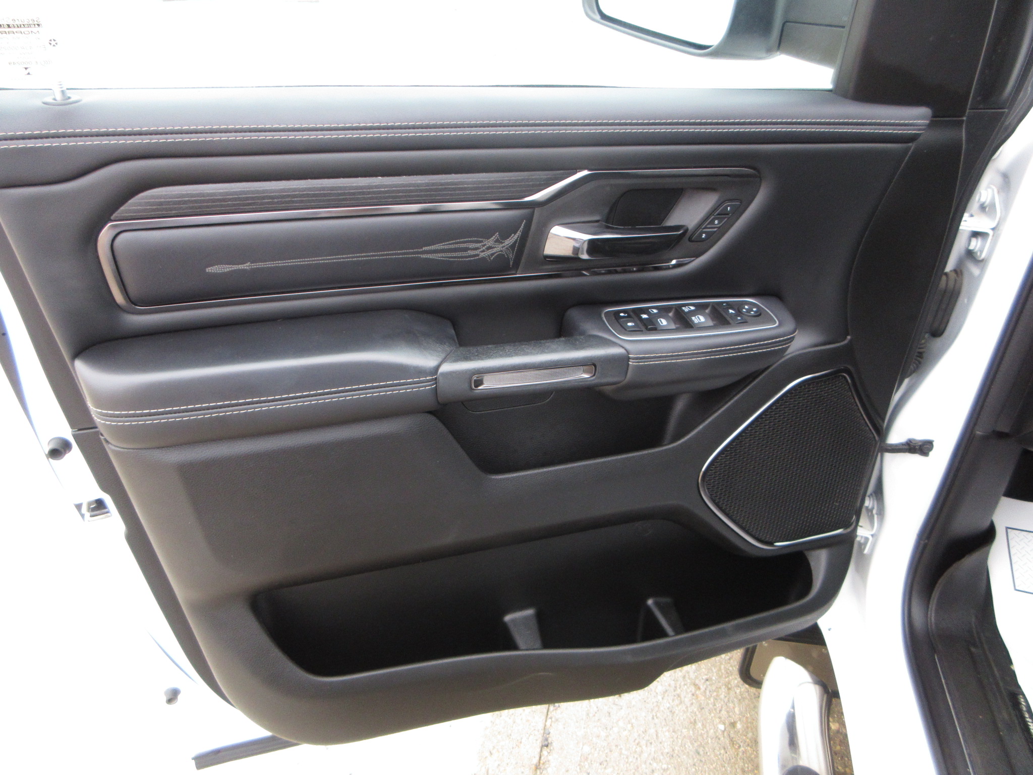 2024 RAM Ram 1500 Pickup Limited - Photo 22