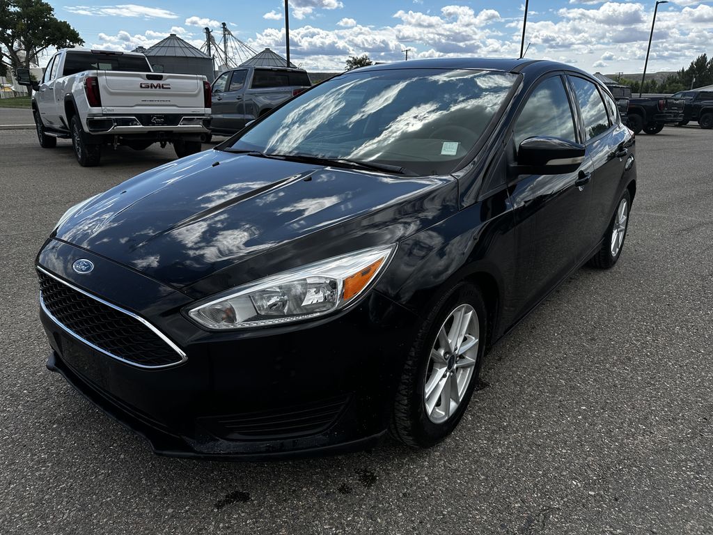 2016 Ford Focus SE photo 3