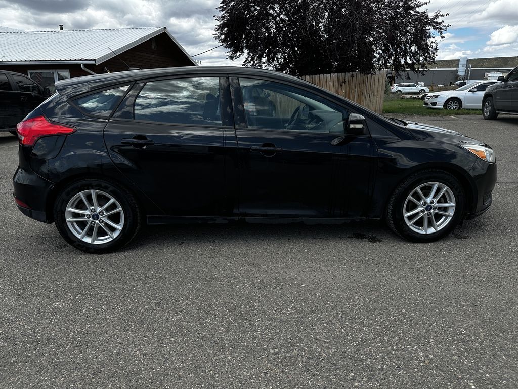 2016 Ford Focus SE photo 8