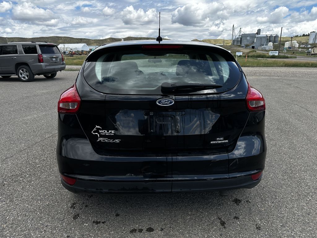 2016 Ford Focus SE photo 6