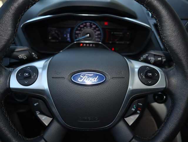 Used 2015 WHITE Ford SEL image 24