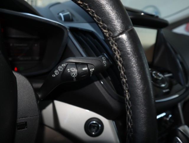 Used 2015 WHITE Ford SEL image 26