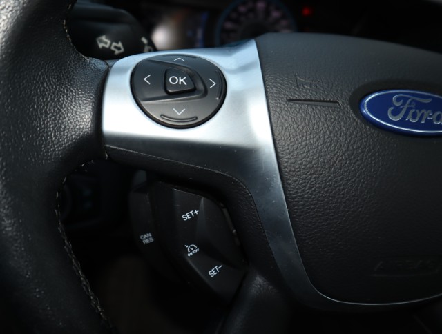 Used 2015 WHITE Ford SEL image 23