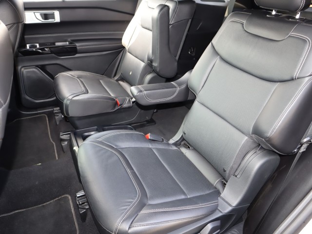 Used 2021 GRAY Ford ST image 18