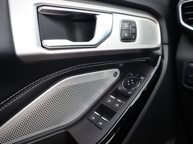 Used 2021 GRAY Ford ST image 24