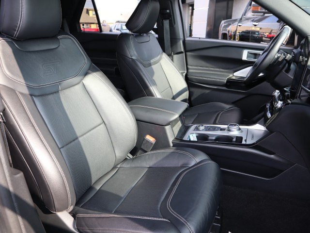 Used 2021 GRAY Ford ST image 14