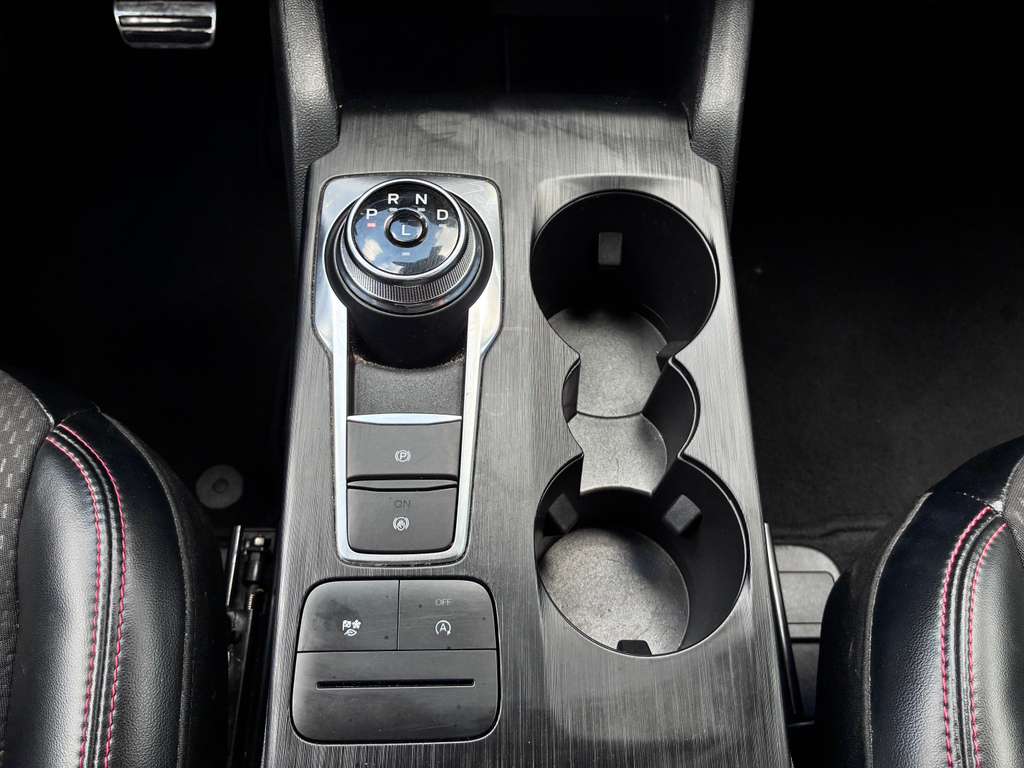 2024 Ford Escape ST-Line - Photo 18