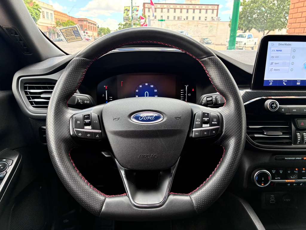 2024 Ford Escape ST-Line - Photo 13