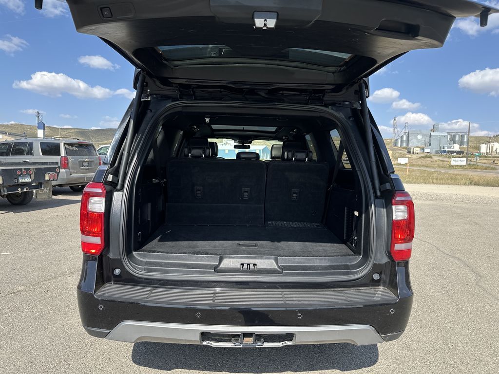 2020 Ford Expedition MAX XLT photo 18