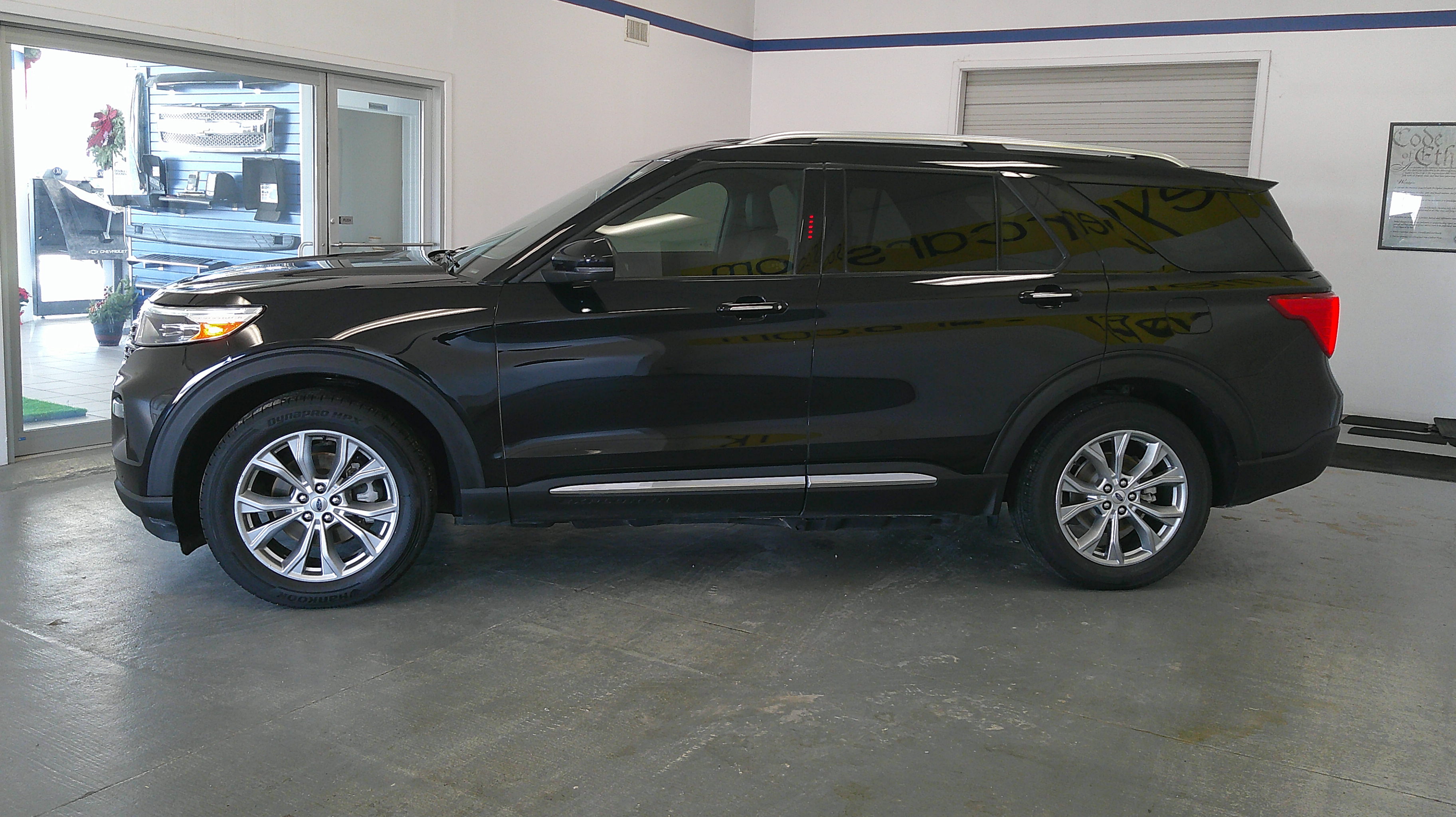 2020 Ford Explorer Limited - Photo 10