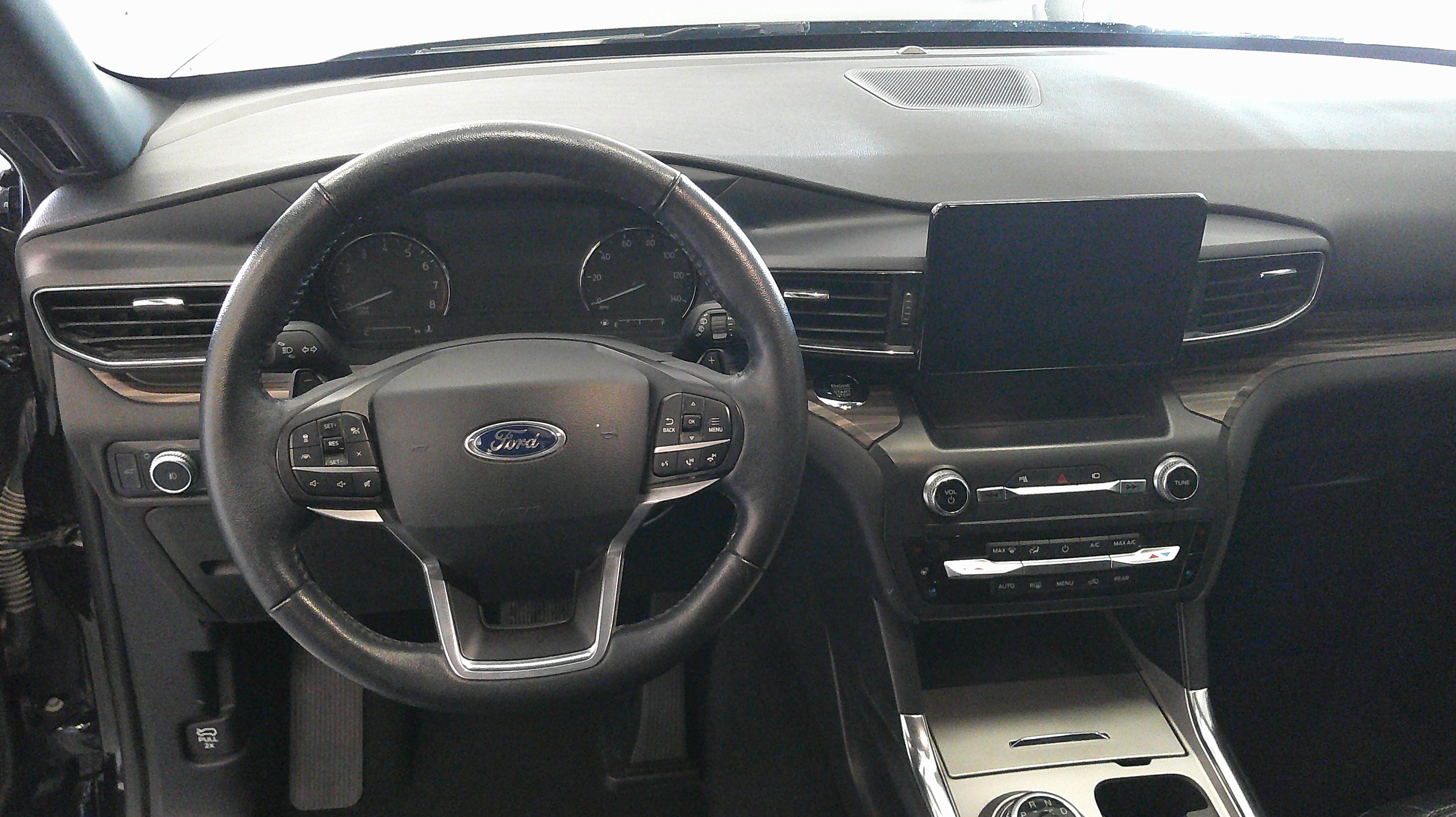 2020 Ford Explorer Limited - Photo 17
