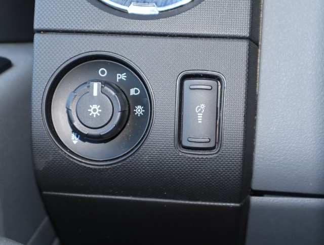 Used 2013 VERMILLION RED RED Ford XL image 19