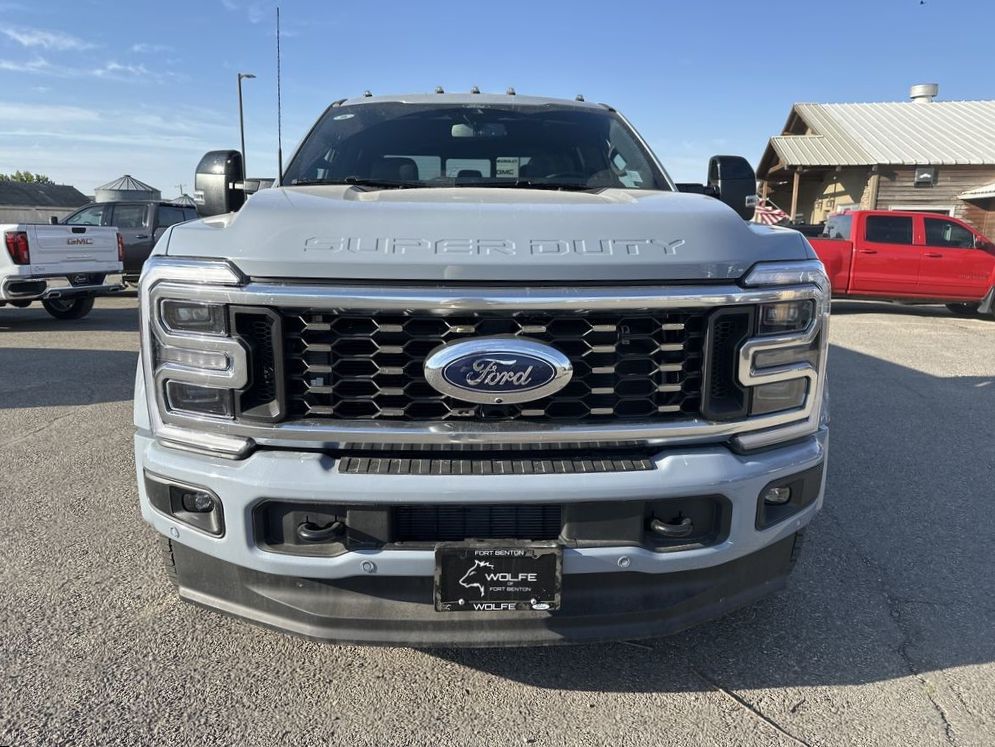 2025 Ford F-450 XL photo 2