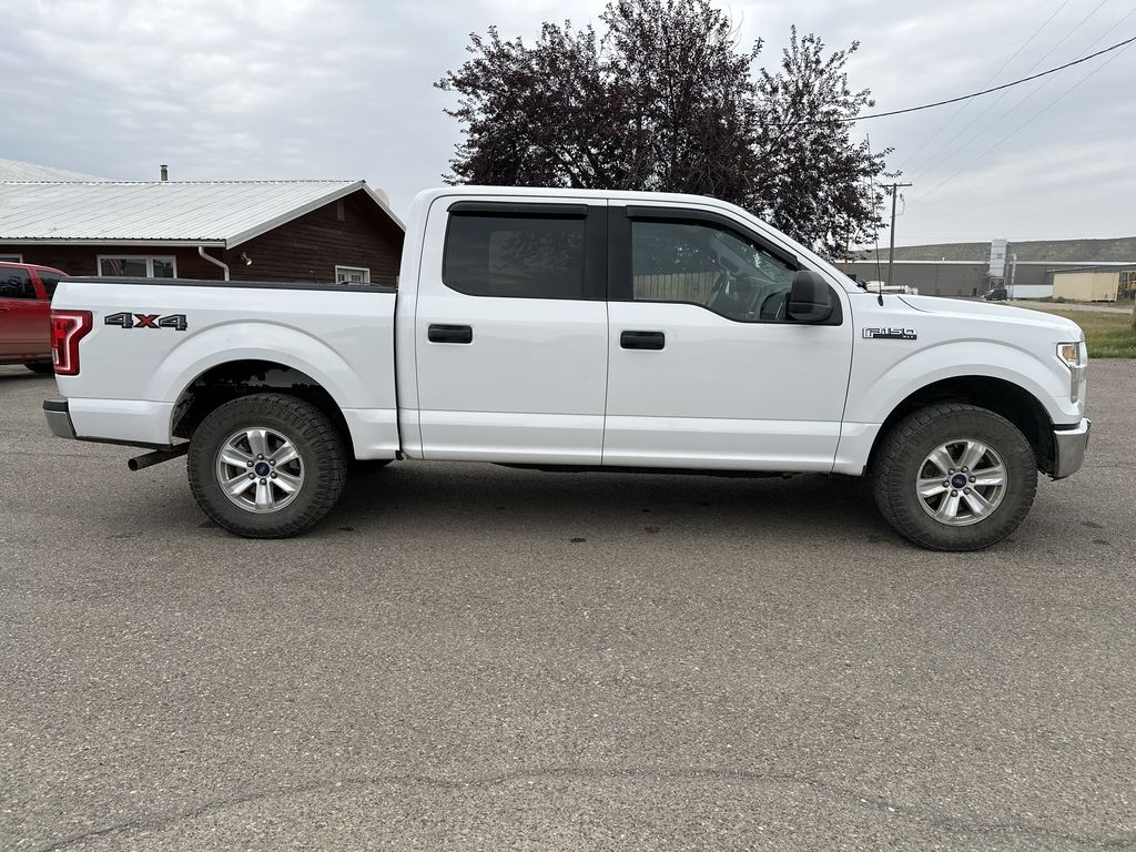 2016 Ford F-150 XLT photo 8