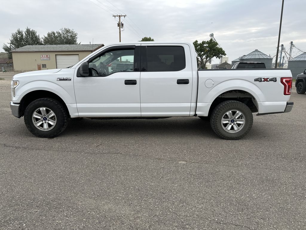 2016 Ford F-150 XLT photo 4