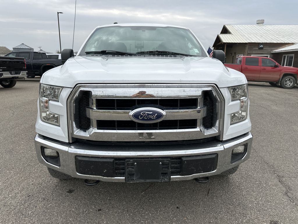 2016 Ford F-150 XLT photo 2